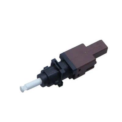 Imagem de MAXGEAR 50 0611 Interruptor, comando da embraiagem (regulador velocidade) ALFA ROMEO: 156 Sportwagon, FIAT: Stilo Hatchback