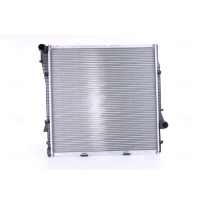 Imagem de NISSENS 60789A Radiador, arrefecimento do motor Alumínio 590 589 26 Aletas de refrigeração soldadas BMW: X5