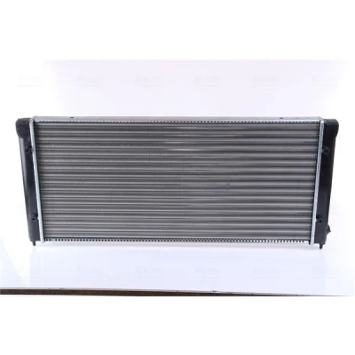 Imagem de NISSENS 640041 Radiador, arrefecimento do motor Alumínio 678 299 32 Aletas de refrigeração unidas mecanicamente