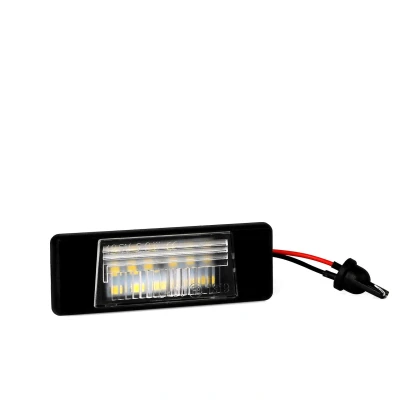 Imagem de Luz, chapa de matrícula M TECH CLP106