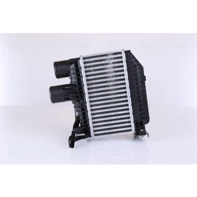 Imagem de NISSENS 96758 Intercooler TOYOTA: Corolla IX Hatchback