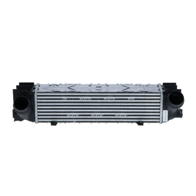 Imagem de NRF 309028 Intercooler BMW: 4 Coupe, 3 Touring, 1 Hatchback