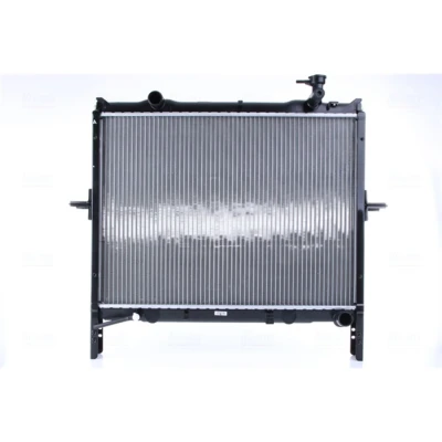 Imagem de NISSENS 66767 Radiador, arrefecimento do motor Alumínio 470 636 26 Aletas de refrigeração soldadas KIA: SORENTO 1