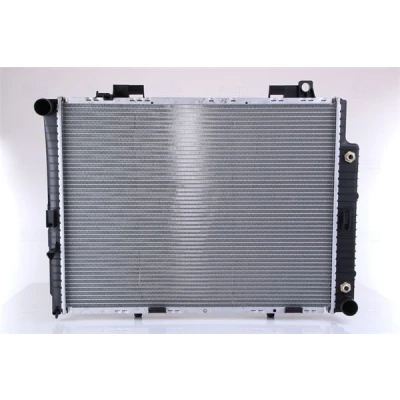 Imagem de NISSENS 62665A Radiador, arrefecimento do motor Alumínio 640 489 32 Aletas de refrigeração soldadas MERCEDES BENZ: Classe E T modell, Sedan