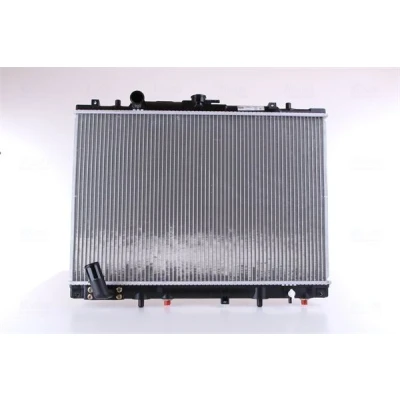 Imagem de NISSENS 68154 Radiador, arrefecimento do motor Alumínio 425 638 26 Aletas de refrigeração soldadas MITSUBISHI: Pajero 2, Sport 1 SUV