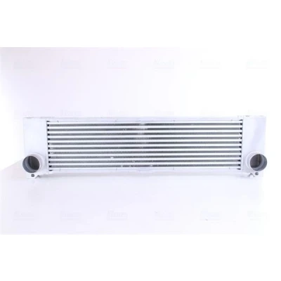 Imagem de Intercooler, carregador NISSENS 96531