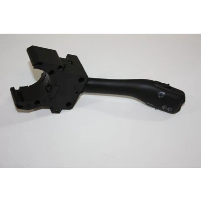 Imagem de AUTOMEGA 150006310 Comutador Na Coluna de Direcção VOLKSWAGEN: Golf 4, Passat B5 GP Variant, Sedan, AUDI: A3 Hatchback, A6 C5 Avant