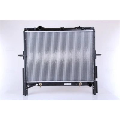 Imagem de NISSENS 66657 Radiador, arrefecimento do motor Alumínio 467 636 26 Aletas de refrigeração soldadas KIA: SORENTO 1