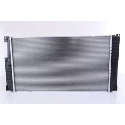 Imagem de NISSENS 60857 Radiador, arrefecimento do motor Alumínio 600 340 32 Aletas de refrigeração soldadas BMW: 5 Sedan, Touring