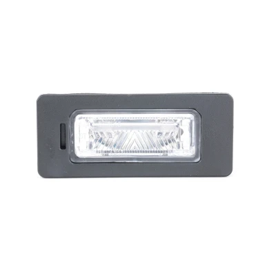 Imagem de TYC 15 0217 00 9 Luz de Placa C5W ambos os lados AUDI: A4 B8 Avant, TT Roadster, VOLKSWAGEN: Passat B6 Variant