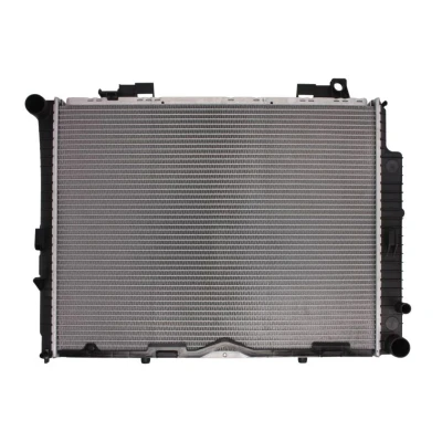 Imagem de NISSENS 62611A Radiador, arrefecimento do motor Alumínio 640 489 40 Aletas de refrigeração soldadas MERCEDES BENZ: Classe E Sedan, T modell