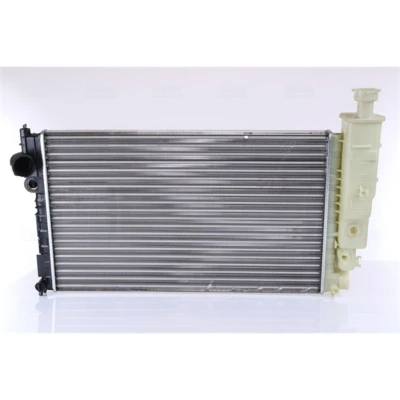 Imagem de NISSENS 63528 Radiador, arrefecimento do motor Alumínio 610 378 23 Aletas de refrigeração unidas mecanicamente PEUGEOT: 405 II Sedan