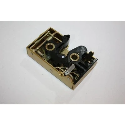 Imagem de AUTOMEGA 100030910 Fechadura de Porta traseira esquerda VOLKSWAGEN: GOLF 2, Passat B2 Hatchback, Jetta 2