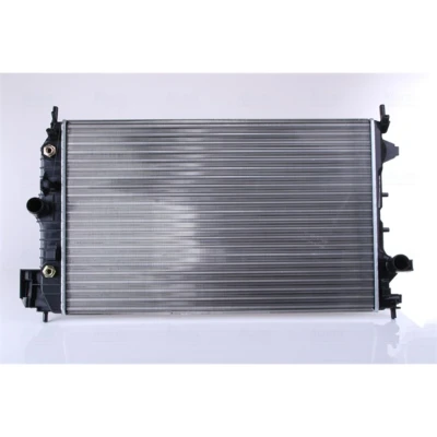 Imagem de NISSENS 63113A Radiador, arrefecimento do motor Alumínio 650 399 32 Aletas de refrigeração unidas mecanicamente OPEL: Vectra C CC, Sedan