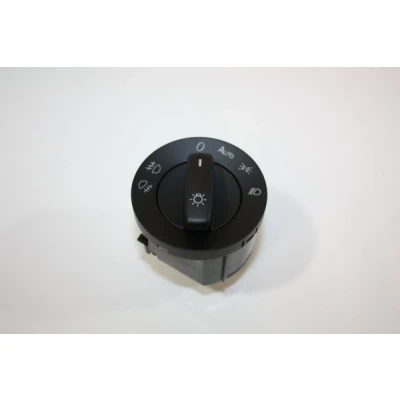 Imagem de AUTOMEGA 150044810 Interruptor, luz principal VOLKSWAGEN: GOLF 5, 6, Passat B6 Sedan