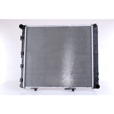 Imagem de NISSENS 62693A Radiador, arrefecimento do motor Alumínio 532 489 32 Aletas de refrigeração soldadas MERCEDES BENZ: W124 Sedan, Classe E Sedan